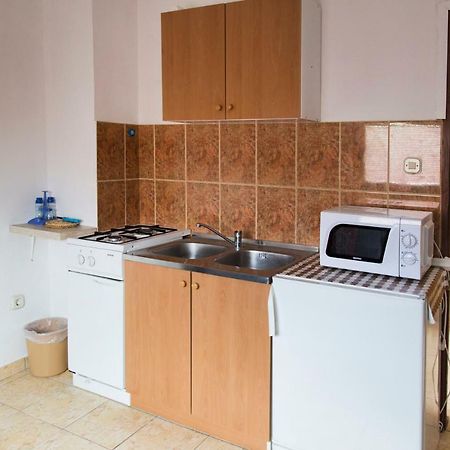 Apartments Mas-Rafaj Vir Bagian luar foto
