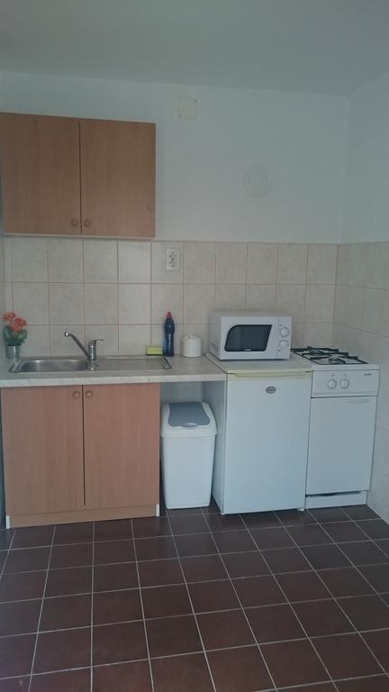 Apartments Mas-Rafaj Vir Bagian luar foto